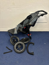 Load image into Gallery viewer, Pre Loved Out &#39;n&#39; About Nipper  - Single (9000)
